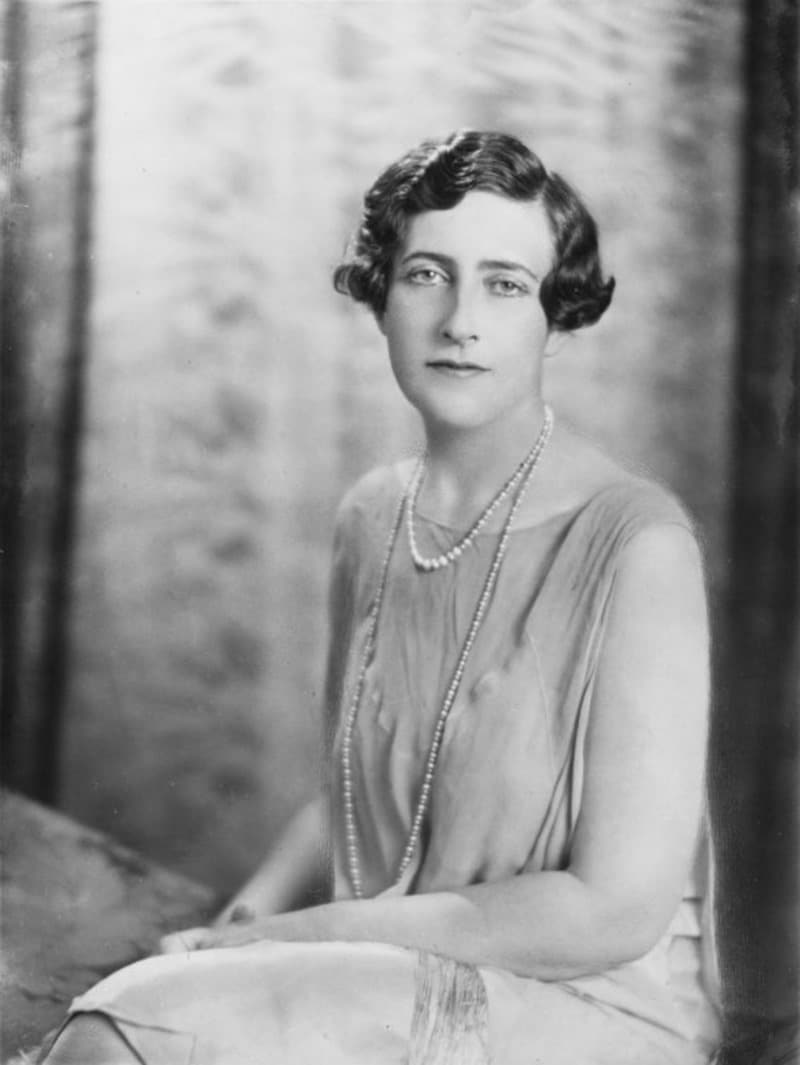 Portrait d'Agatha Christie, jeune femme, très belle